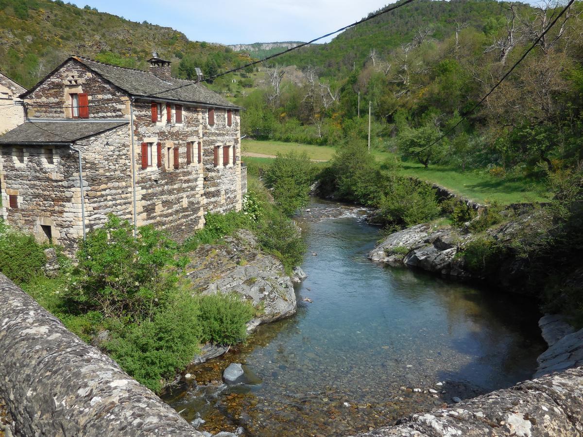 Auberge Du Tarnon Les Vanels Exterior photo